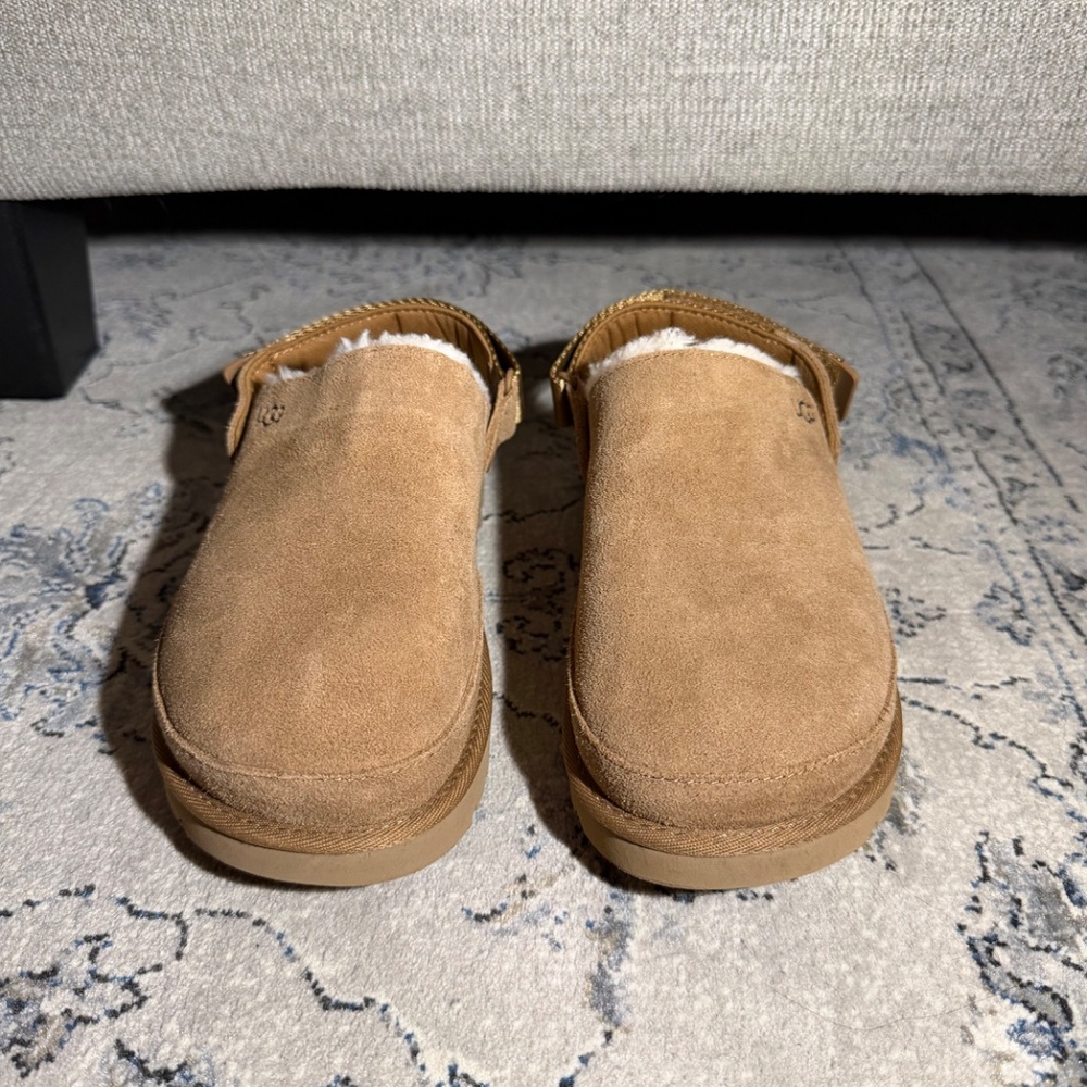 UGG Goldenstar Cozy Clog - Picture 6 of 10